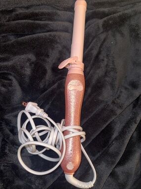 Beachwaver B-Series Rotating Ceramic Curling Iron  Glitter Pink Hair Wand